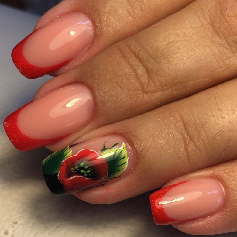 Ногти Алые с маками