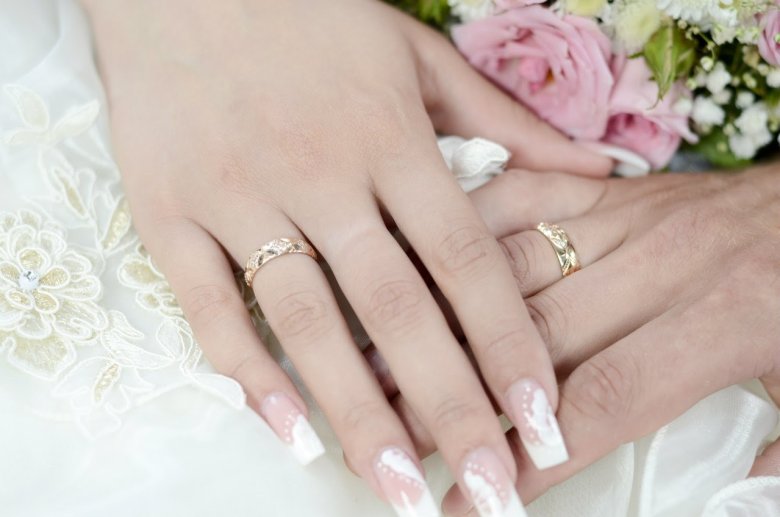 Маникюр на свадьбу маме