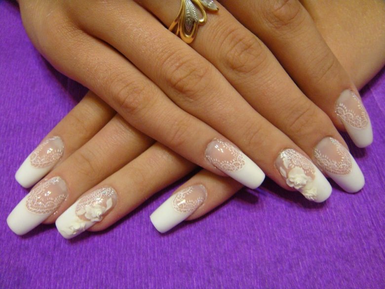 Свадебный маникюр на короткие ногти