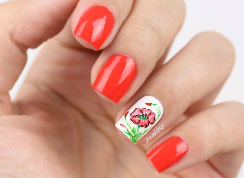 Красный френч с маками