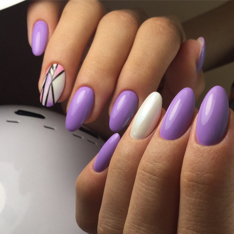 Летний маникюр на короткие ногти однотонный