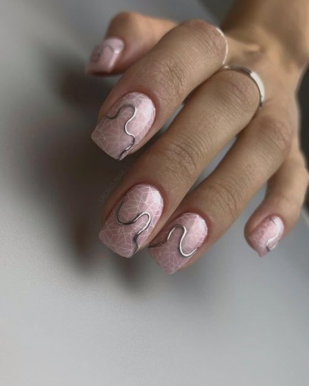 Весняний дизайн нігтів