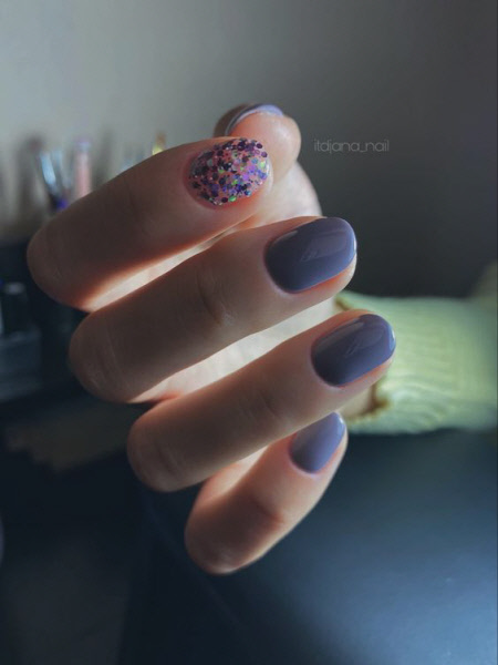 Трендовий манікюр із дизайном