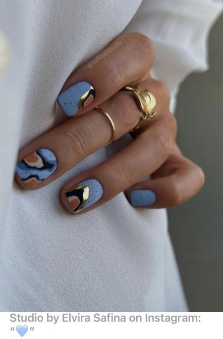 Трендовий манікюр із дизайном