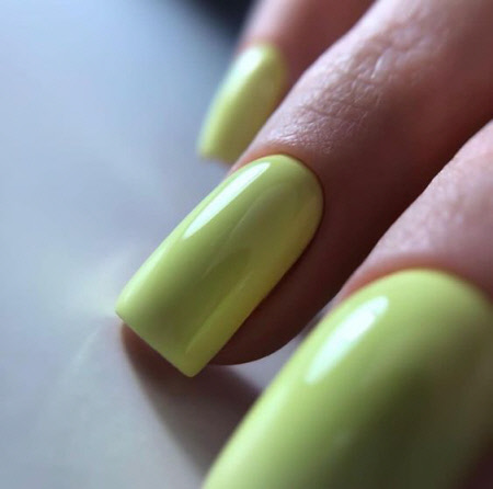 Трендовий манікюр сезону