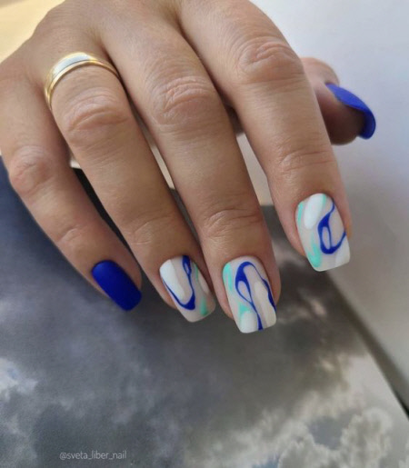 Модний дизайн нігтів