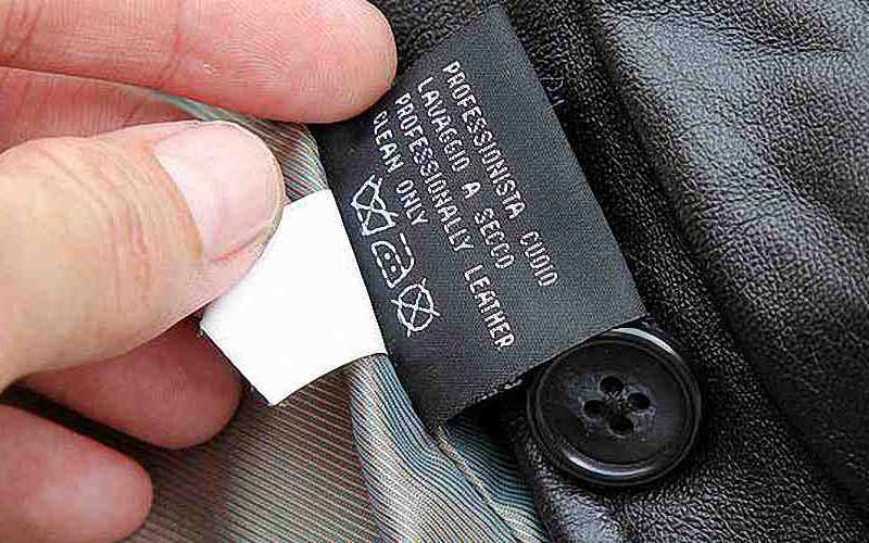 Піджак зі шкіри не можна мочити Фото: Пиджак из кожи нельзя мочить