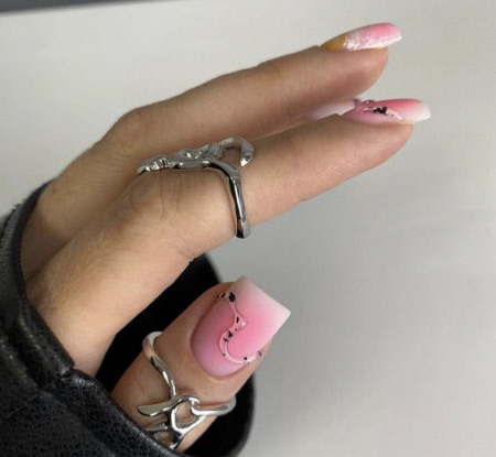 Красивий дизайн манікюру