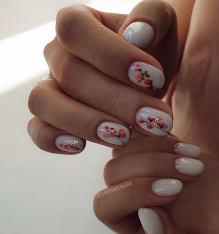 Красивий дизайн манікюру