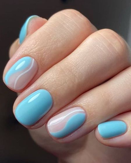 Красивий манікюр сезону