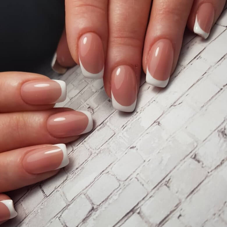 Френч маникюр