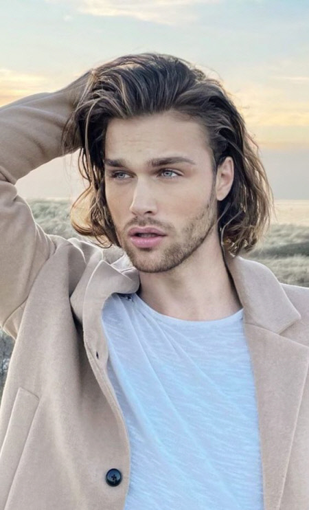 Модна чоловіча стрижка