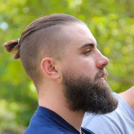 Чоловіча стрижка Top Knot
