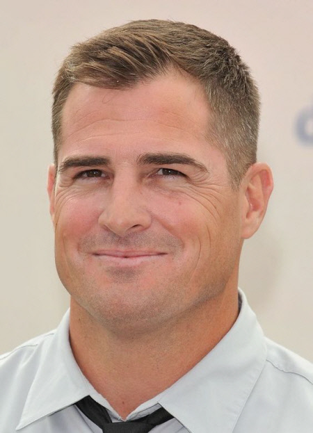 Фото трендових чоловічих стрижок на коротке волосся