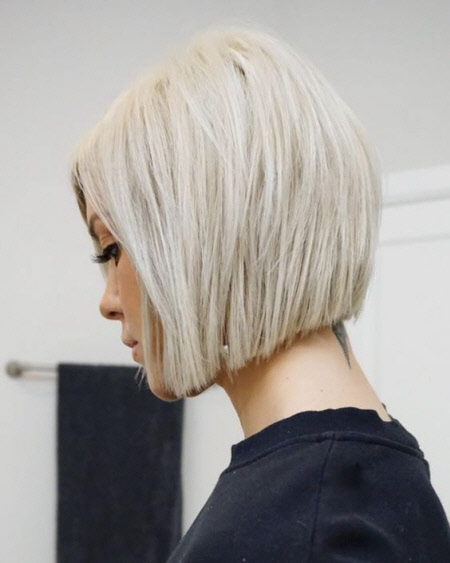 Фото актуальних жіночих стрижок