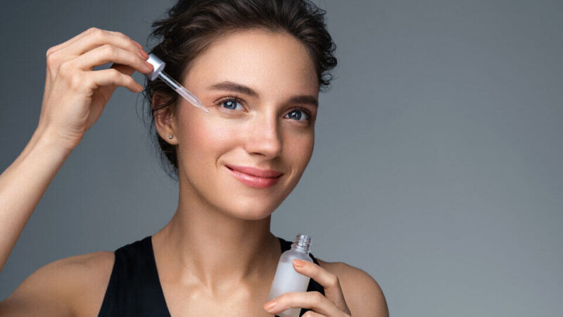 Сироватка для обличчя: для чого вона потрібна