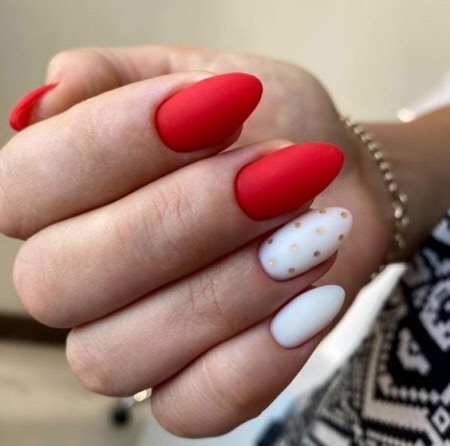 Білий манікюр із дизайном: модні тренди