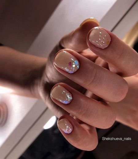 Ефектний та стильний дизайн нігтів