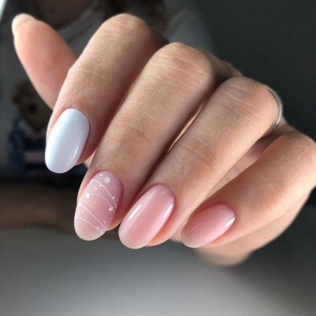 Білий манікюр із дизайном: модні тренди