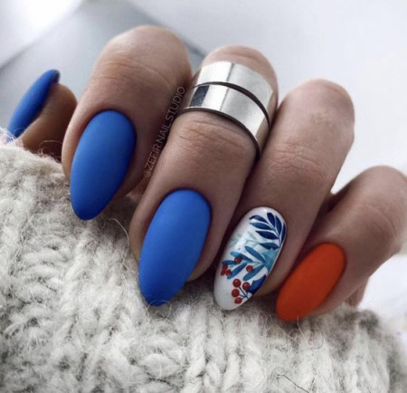 Ідеї матового літнього манікюру