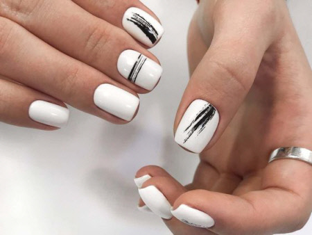 Білий та чорний манікюр